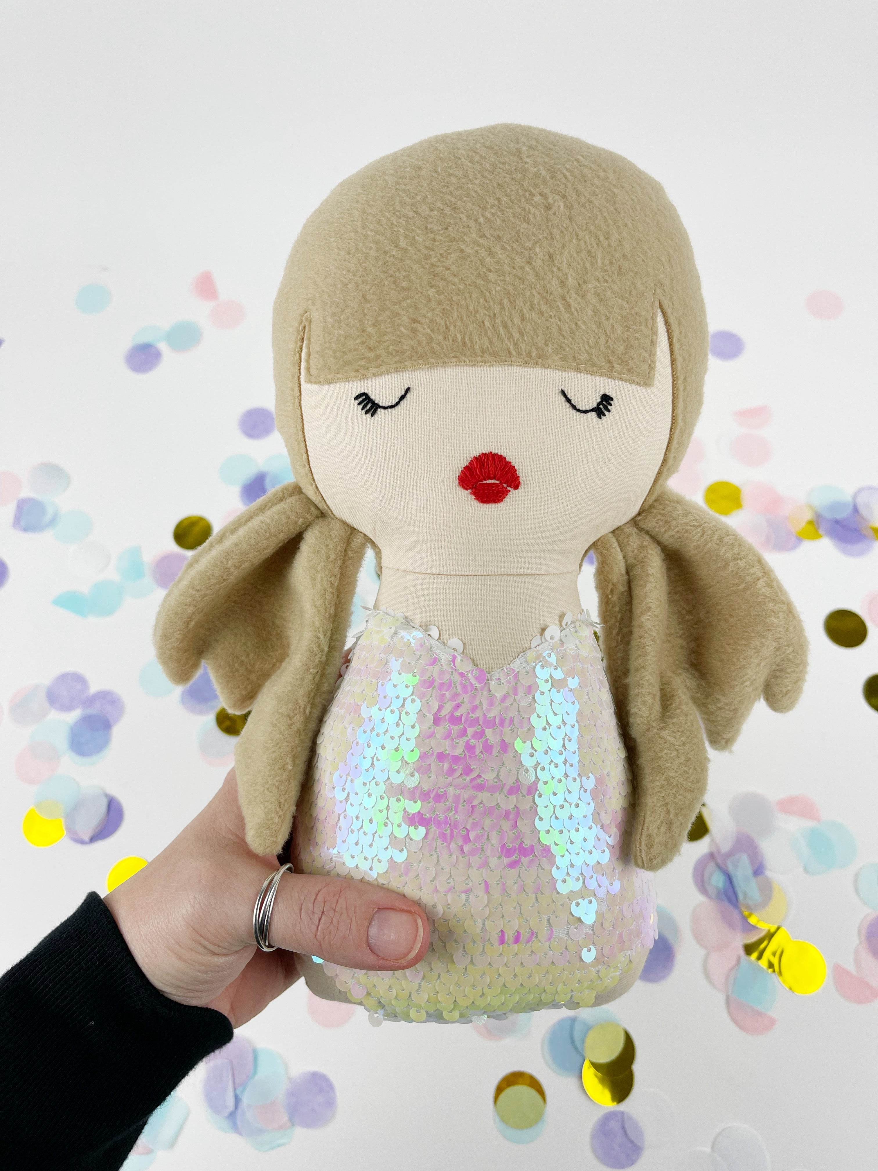 Cuddle Dolls - TAYLOR SWIFT Heidi&Finn Cuddle Dolls - TAYLOR SWIFT Heidi&Finn