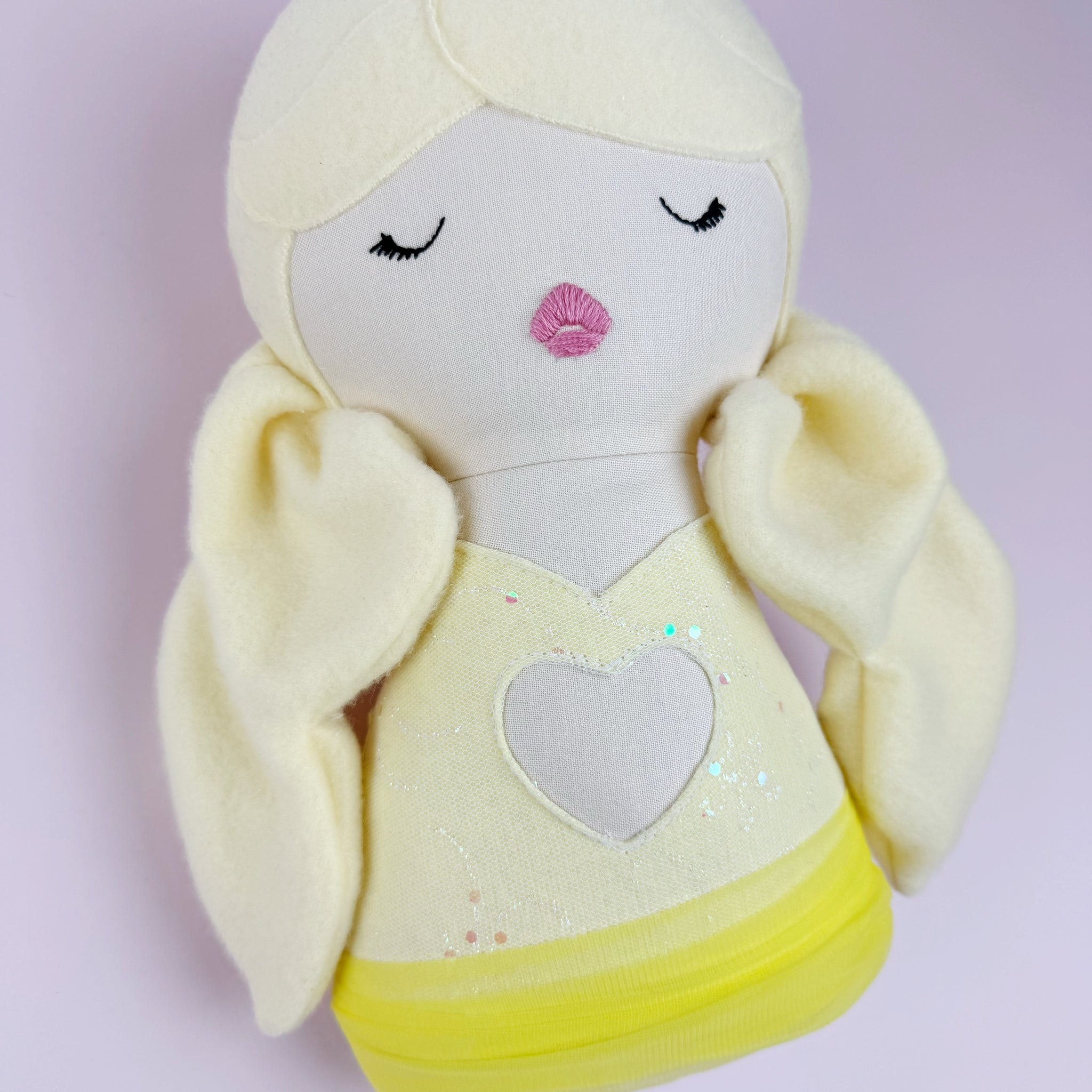 Cuddle Doll Soft doll toy - Sabrina Carpenter Heidi&Finn Cuddle Doll Soft doll toy - Sabrina Carpenter Heidi&Finn